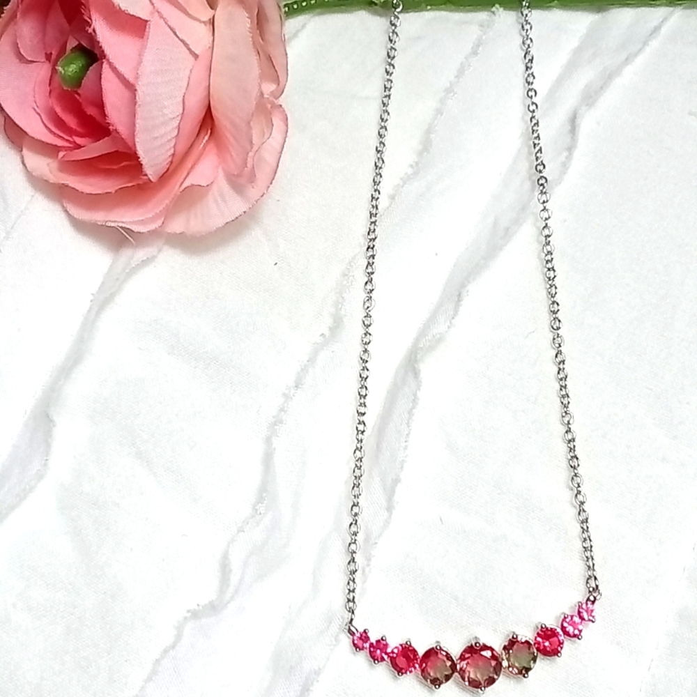 ❣️NWOT Mystic Stone Necklace